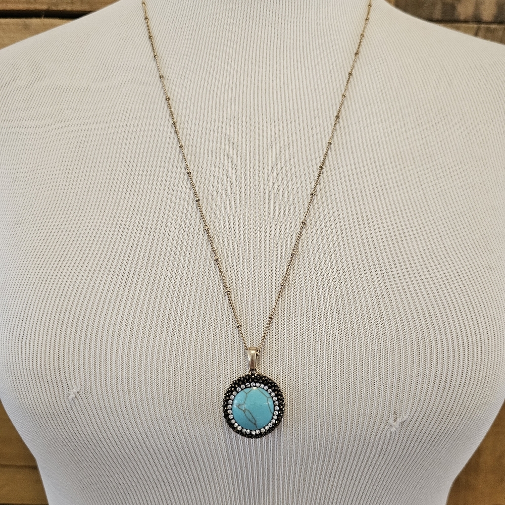 Faux Turquoise Cabochon/Rhinestone Pendant On a Matte Goldtone Necklace